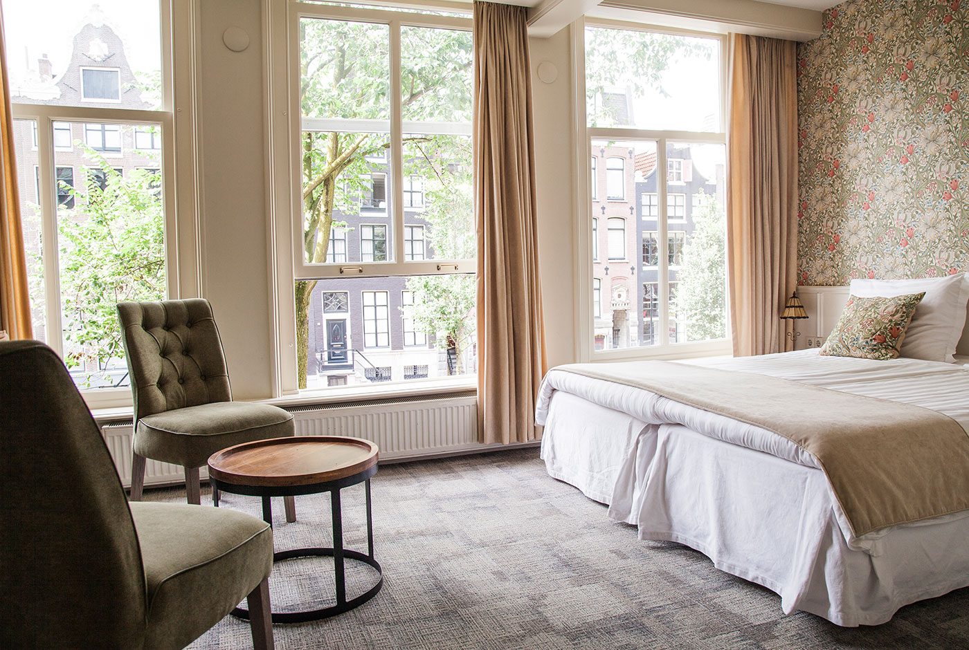 t-hotel-amsterdam-singel-room-amsterdam-city-centre-room-1
